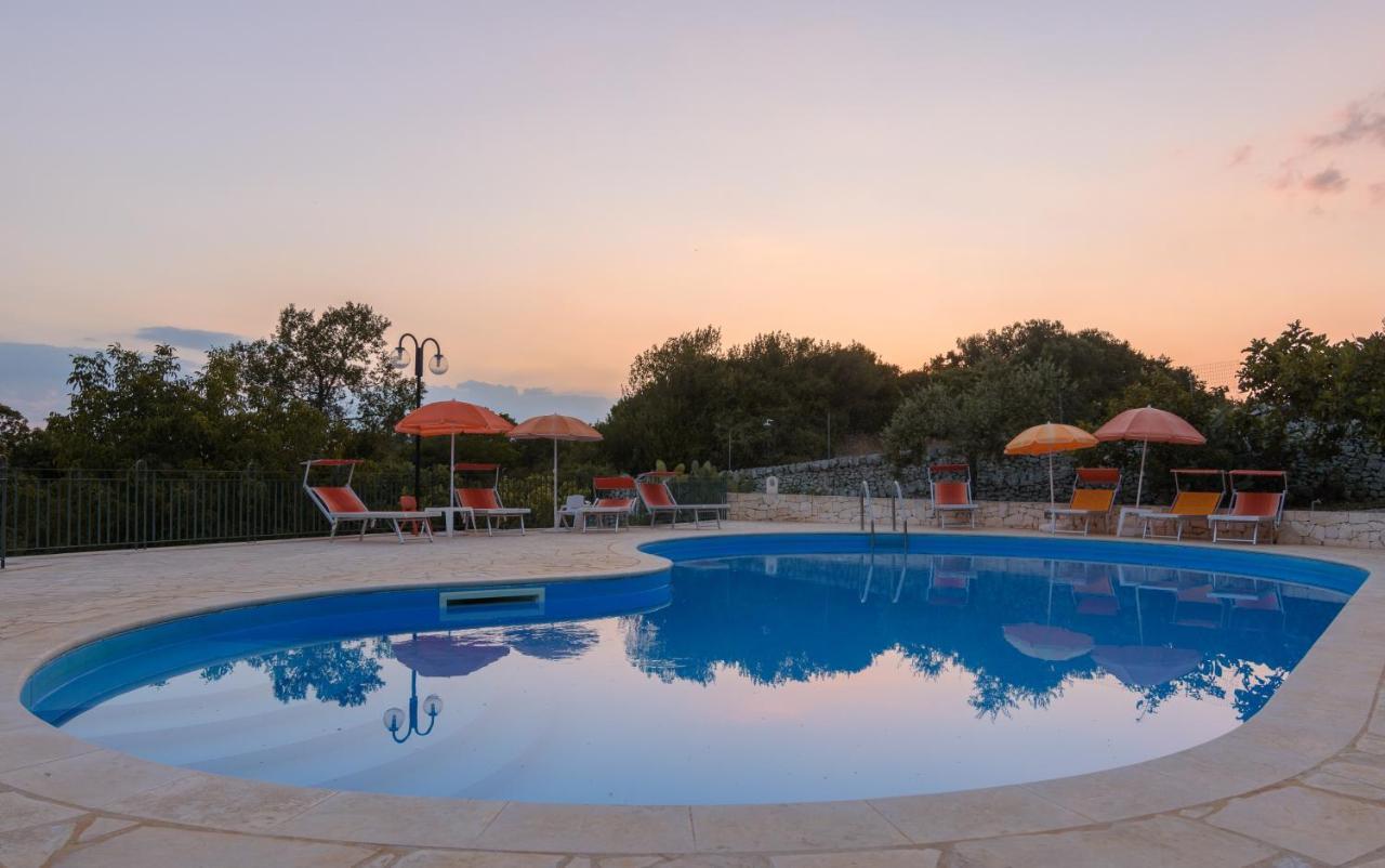 Trulli Beltramonto Villa Locorotondo Exterior photo