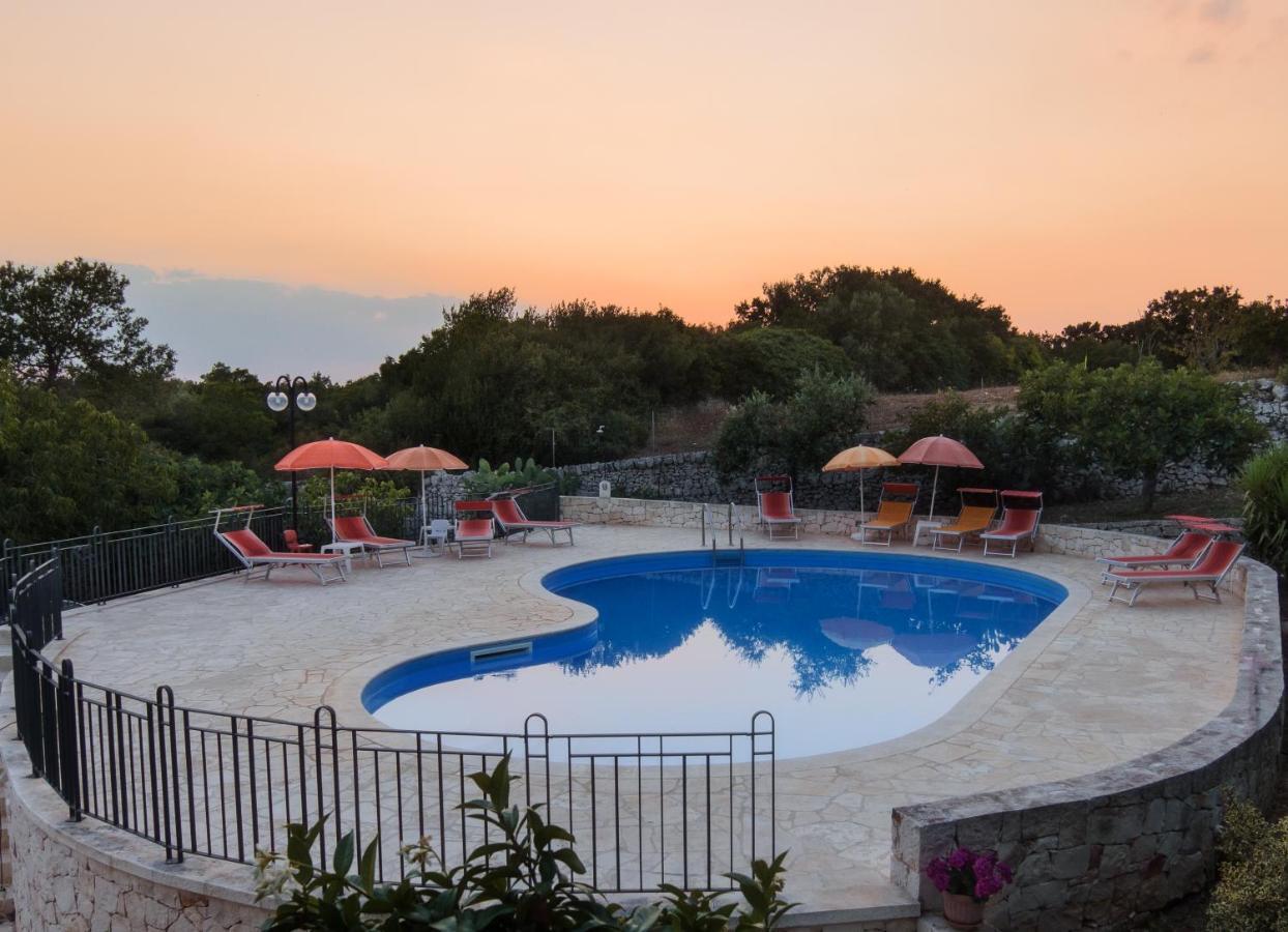 Trulli Beltramonto Villa Locorotondo Exterior photo